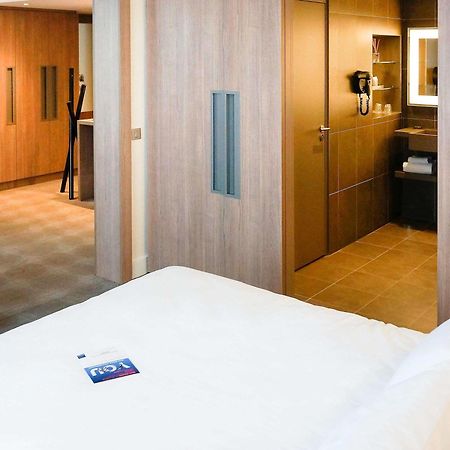 Novotel Saclay Luaran gambar