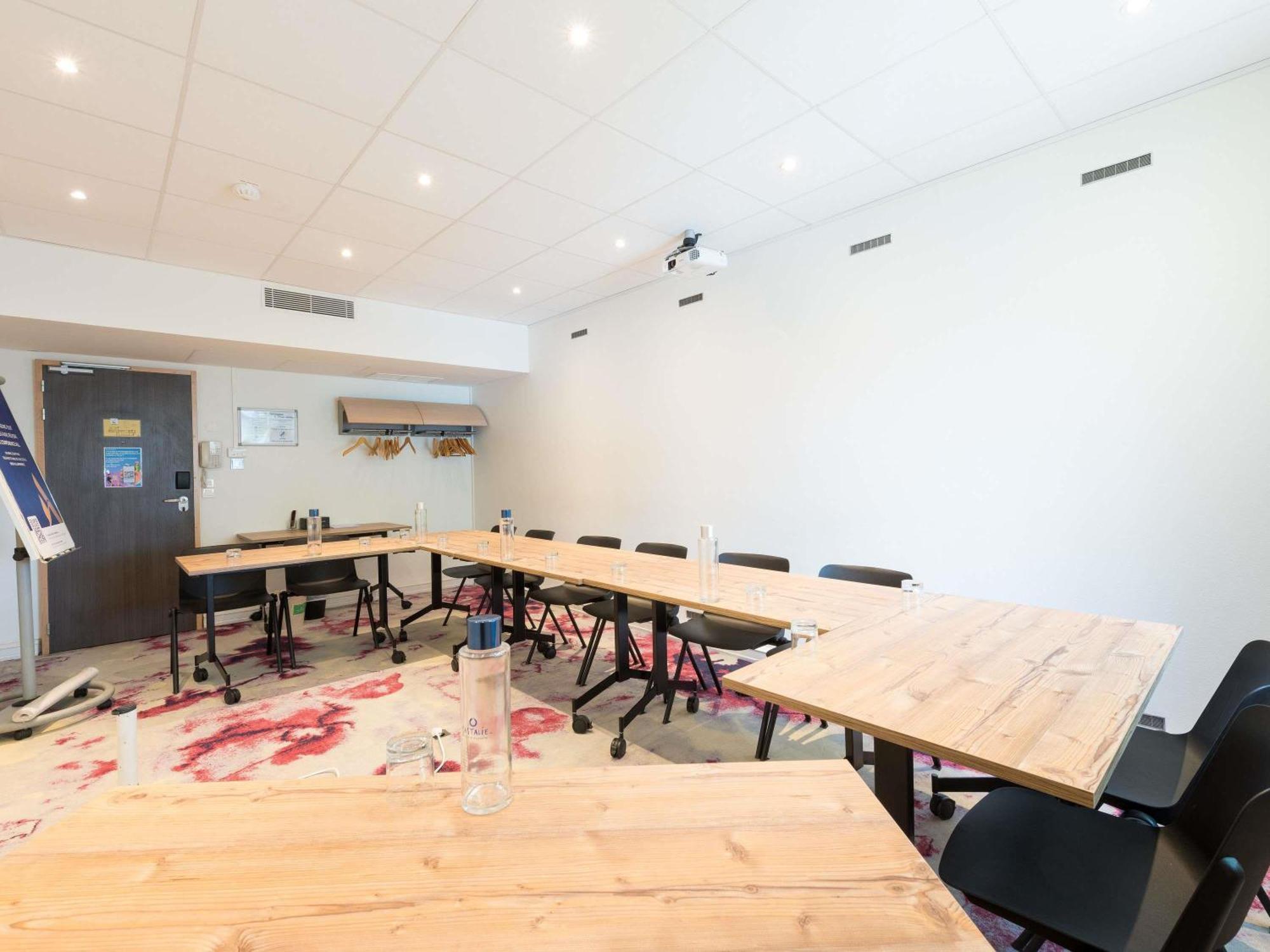 Novotel Saclay Luaran gambar