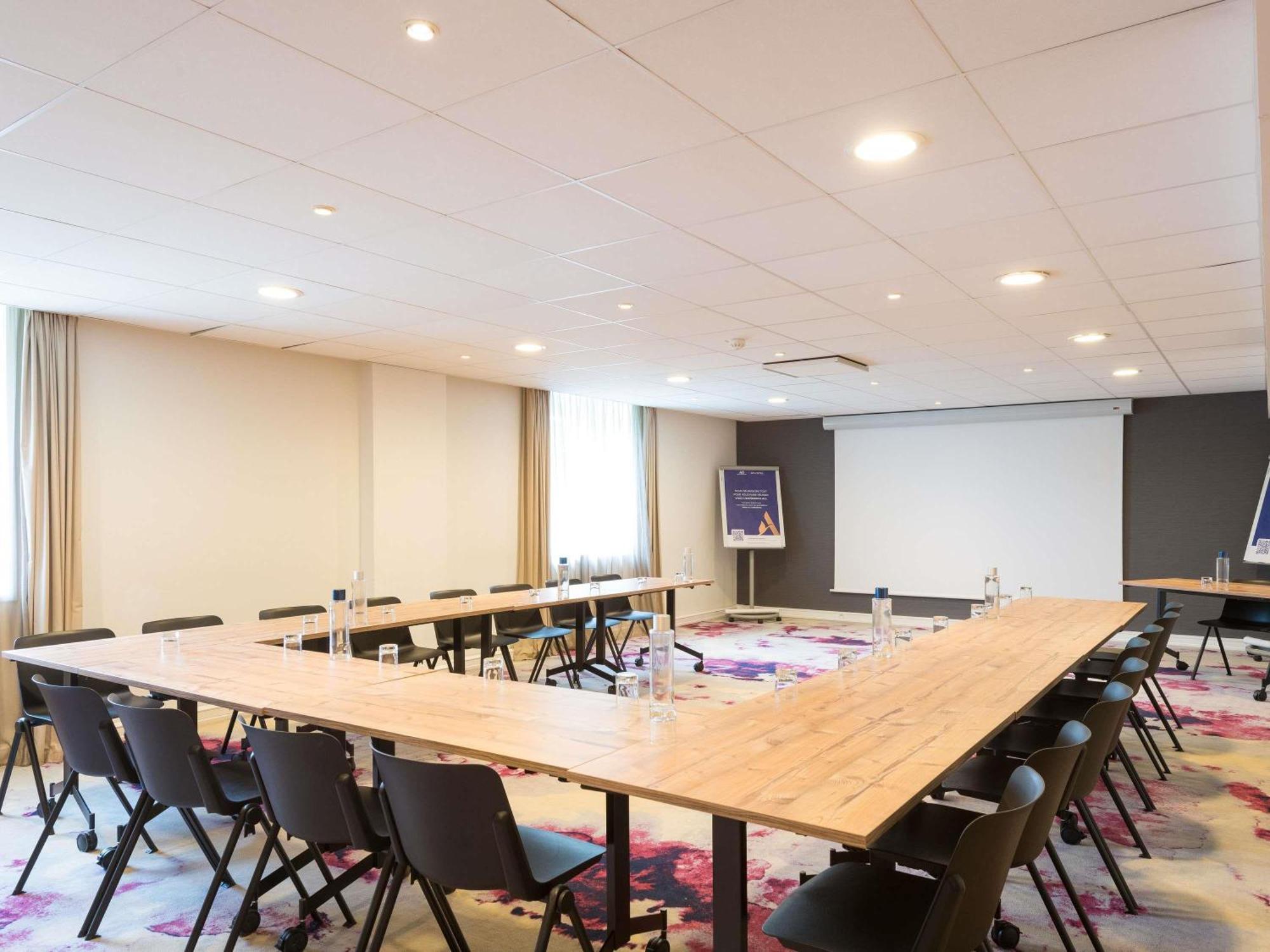 Novotel Saclay Luaran gambar