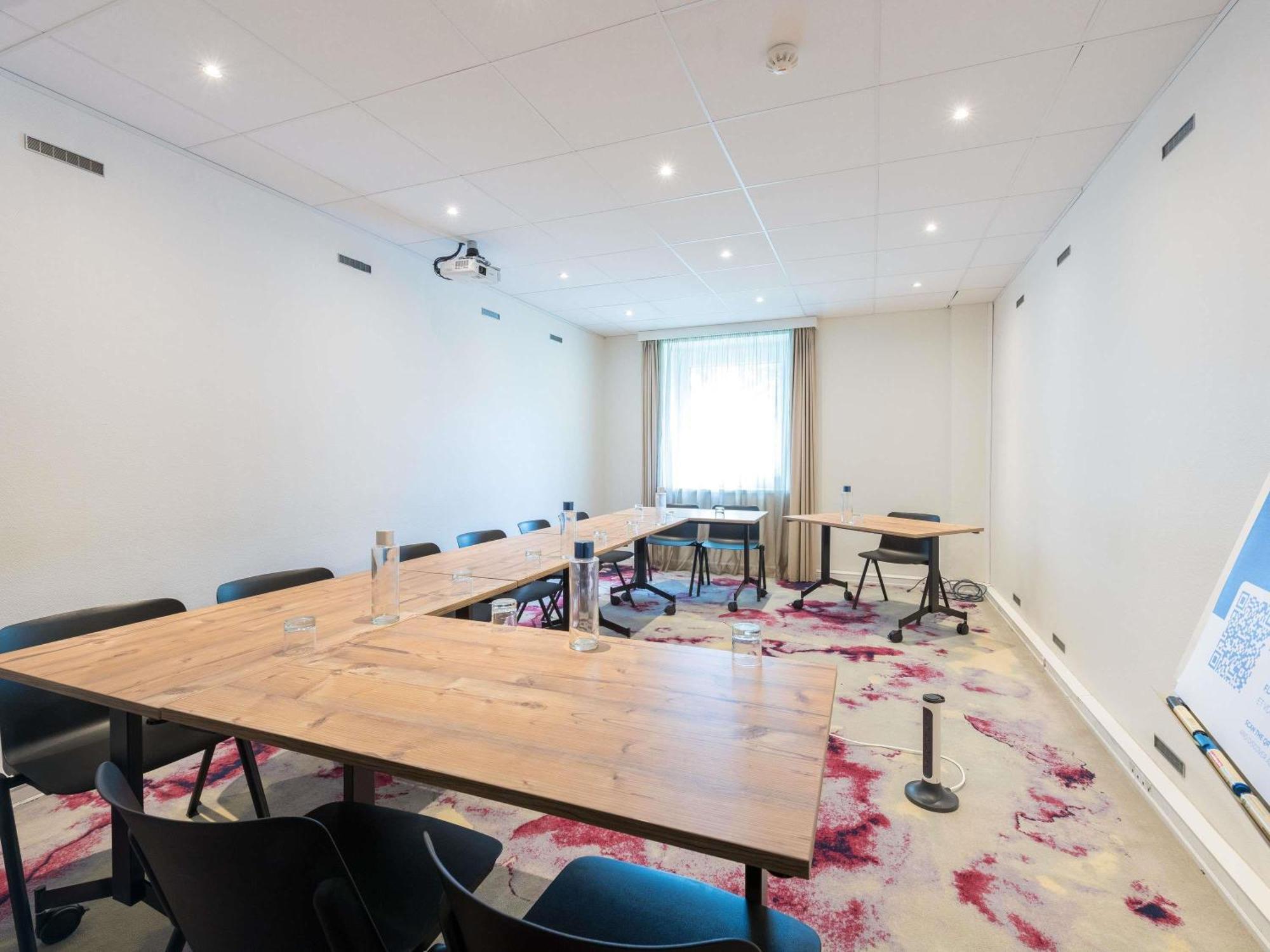 Novotel Saclay Luaran gambar