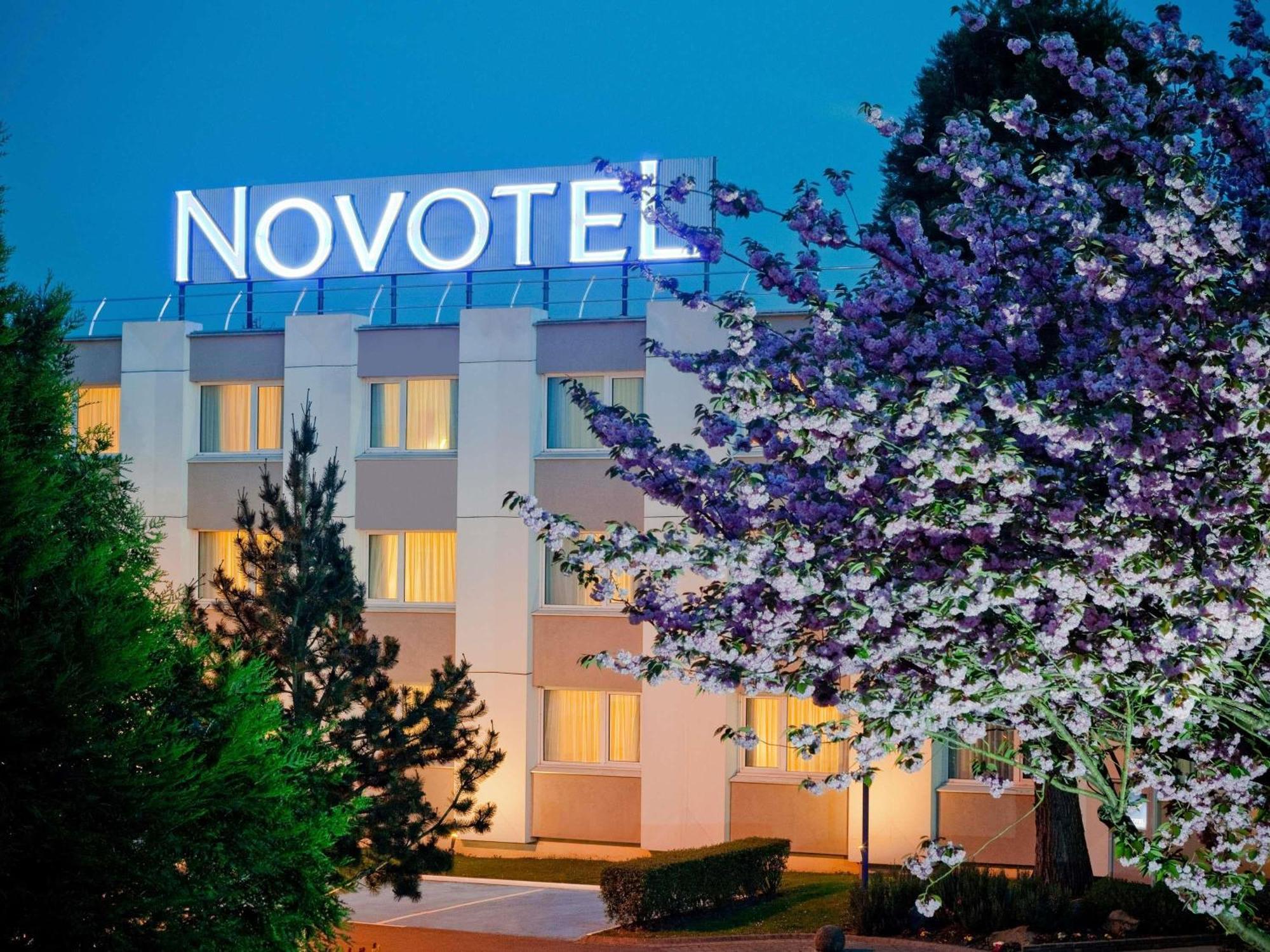 Novotel Saclay Luaran gambar