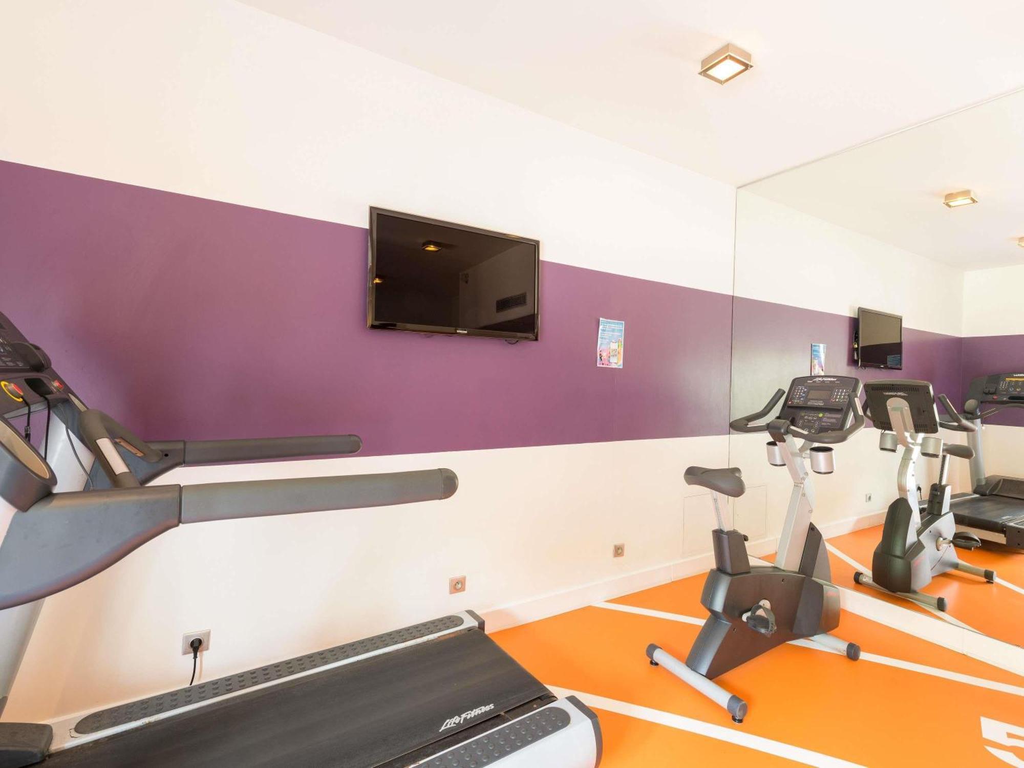 Novotel Saclay Luaran gambar