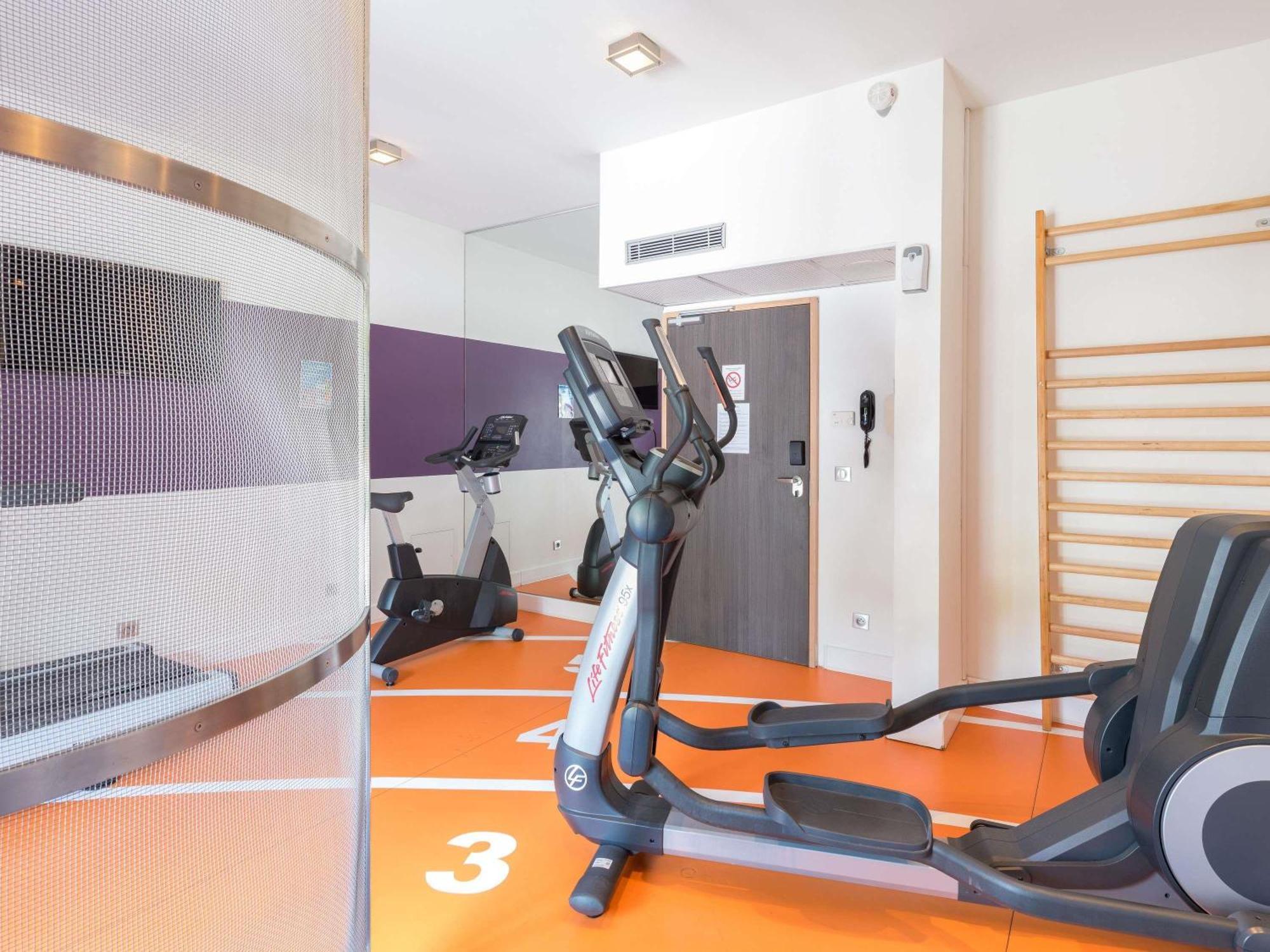 Novotel Saclay Luaran gambar